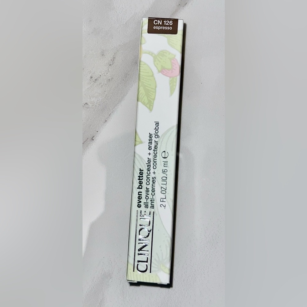 Clinique Even Better All Over Concealer + Eraser CN 126 espresso